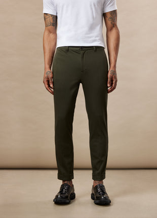 The Colin Tapered Fit Flex Pant in Rosin Colour