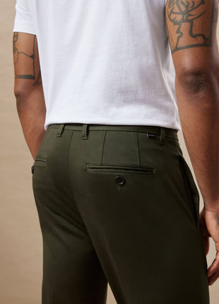 The Colin Tapered Fit Flex Pant in Rosin Colour