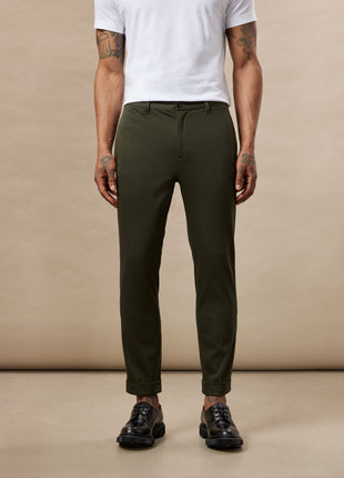The Colin Tapered Fit Flex Pant in Rosin