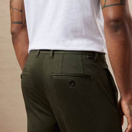 The Colin Tapered Fit Flex Pant in Rosin Colour