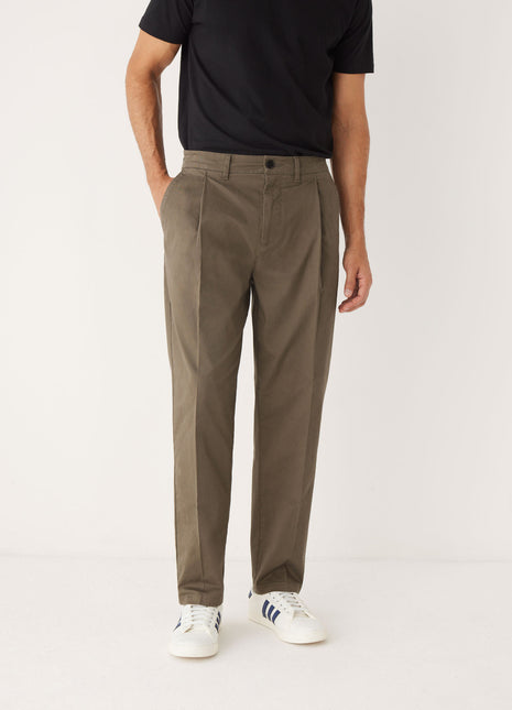 The Jamie Relaxed Tapered Fit Chino Pant in Mocha