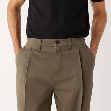 The Jamie Relaxed Tapered Fit Chino Pant in Mocha