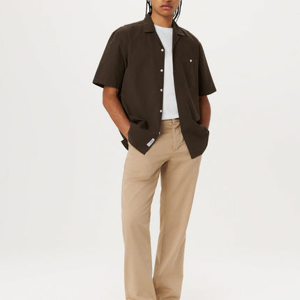 The Joey Straight Chino Pant in Sandstone