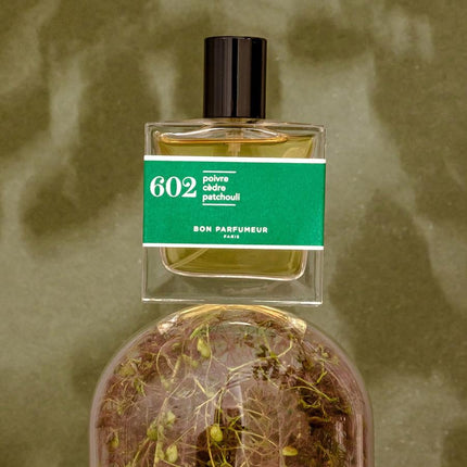 602 : pepper / cedar / patchouli